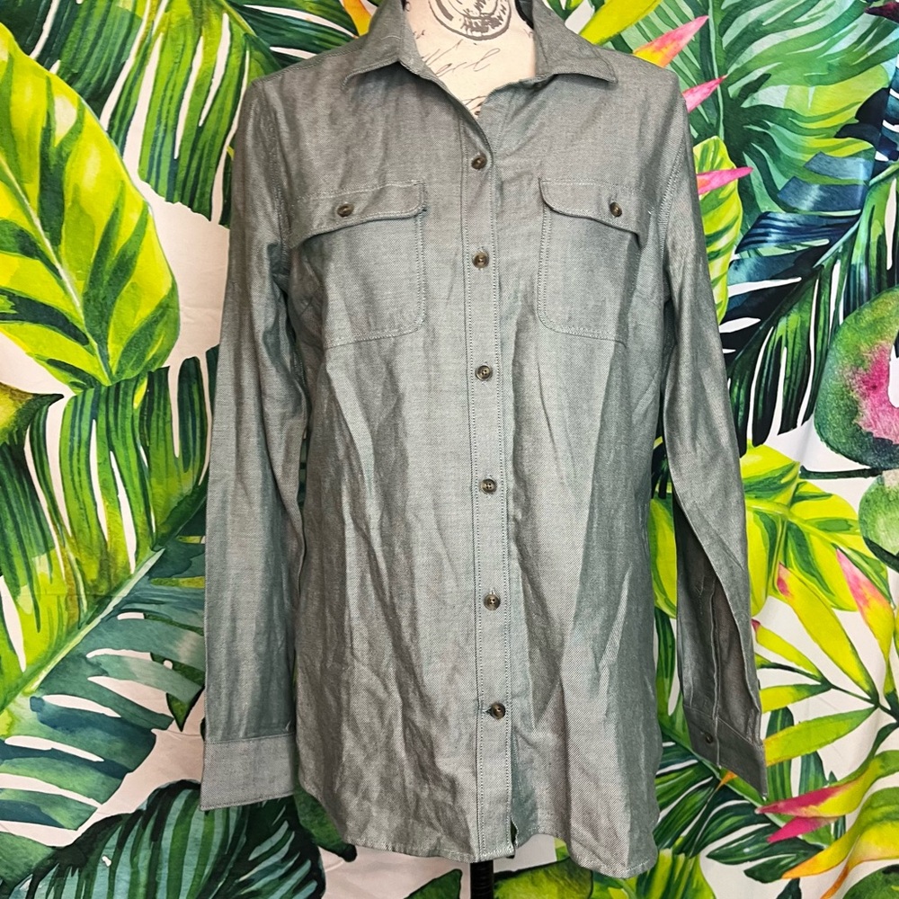 Eddie Bauer Womens M Glossy Woven Green Button Up Casual Outdoor Fall Shirt